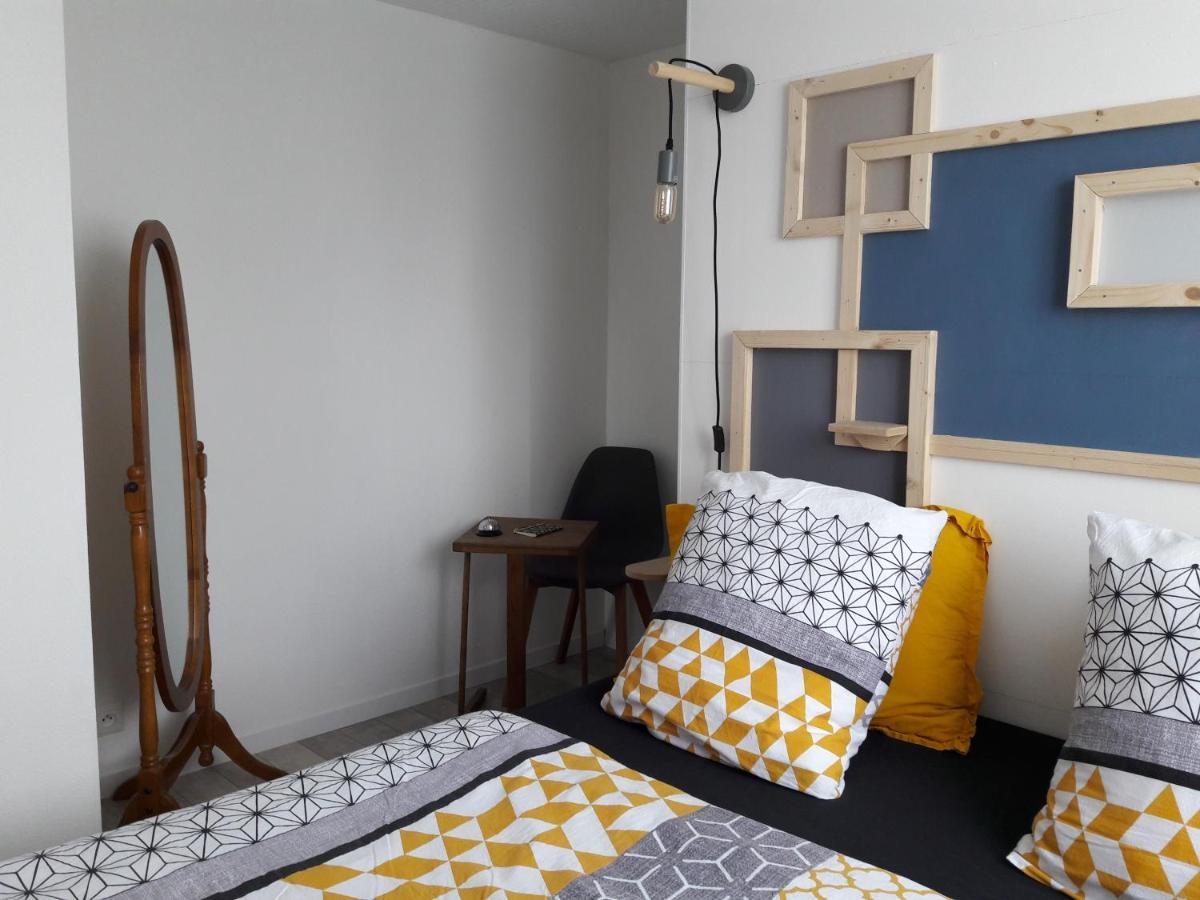 Bed and Breakfast Bruse & Co Oissery Екстер'єр фото