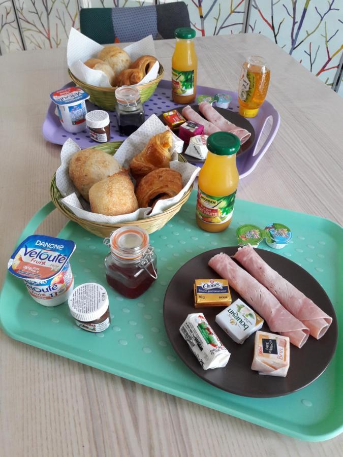 Bed and Breakfast Bruse & Co Oissery Екстер'єр фото